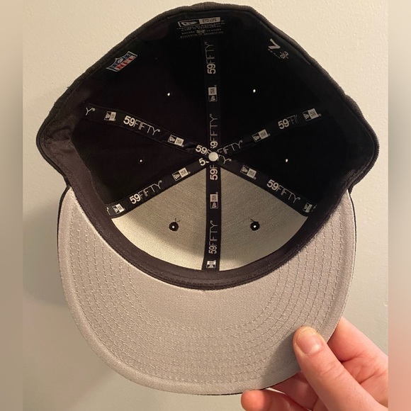 NFL Raiders New Era 59fifty size 7 3/8 - Picture 3 of 4